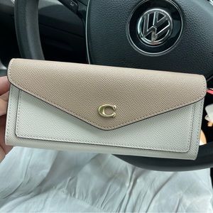 Coach Signature Logo Wyn Soft Leather Wallet